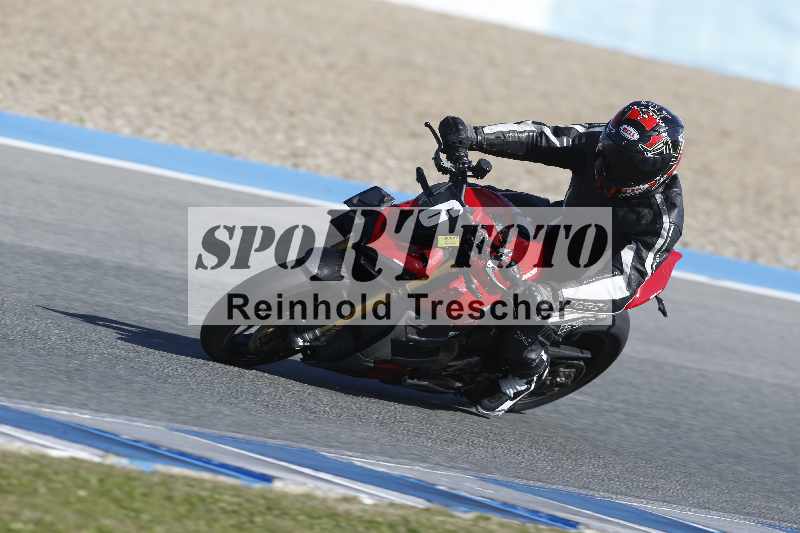 /Archiv-2024/02 29.01.-02.02.2024 Moto Center Thun Jerez/Gruppe gruen-green/6